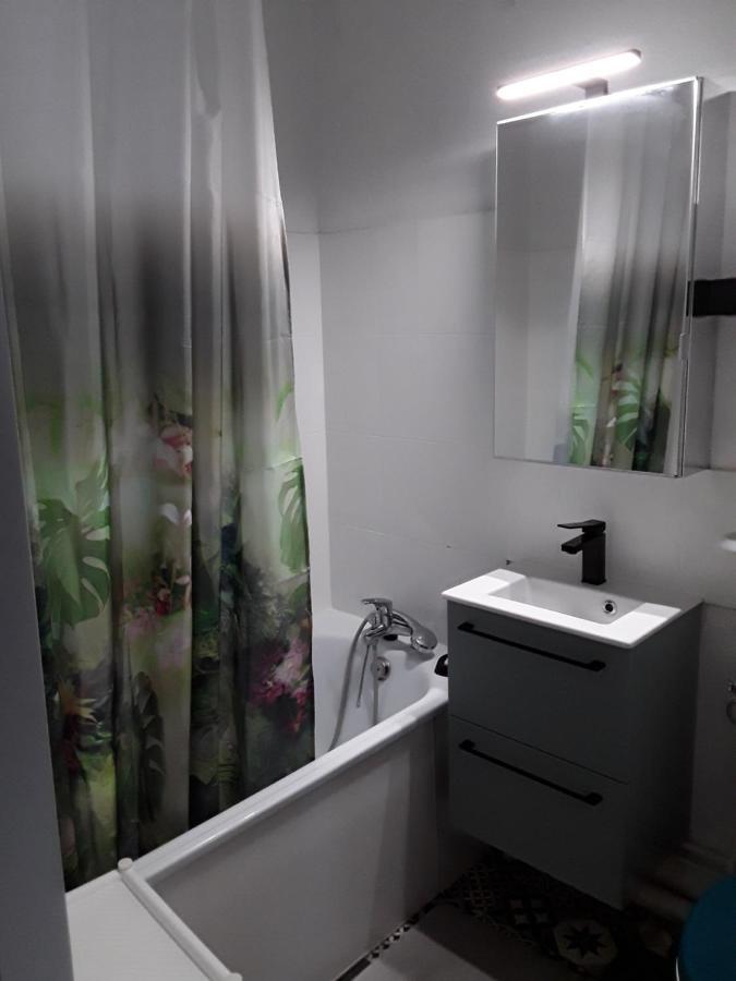 Apartament Pour Cure Et Ski Bagnères-de-Luchon Zewnętrze zdjęcie